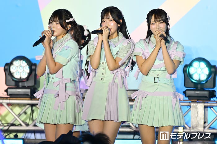 江角怜音、山田杏佳、逢田珠里依/≒JOY(C)モデルプレス