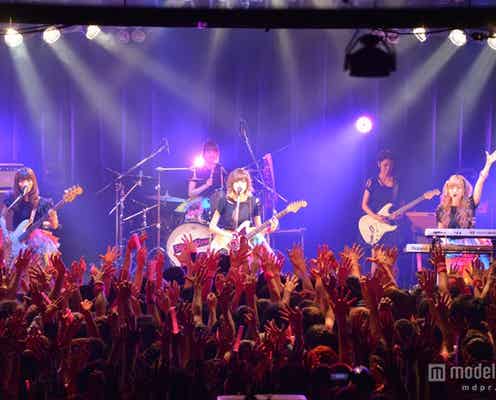 読モバンドSilent Siren、“史上最速”の快挙に向けライブツアー開幕