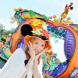 東京ディズニーランド新パレード「ハッピーハロウィーンハーべスト」/モデル:河西里音