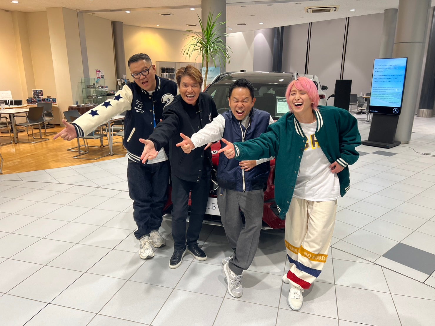 長谷川忍、ヒロミ、津田篤宏、佐久間大介（C）日本テレビ