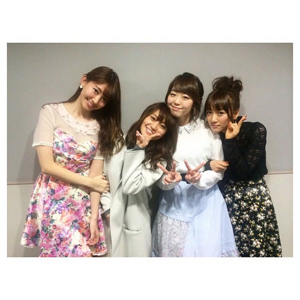 小嶋陽菜「懐かしい」豪華4ショットに「最高すぎるメンツ」「これぞAKB」の声