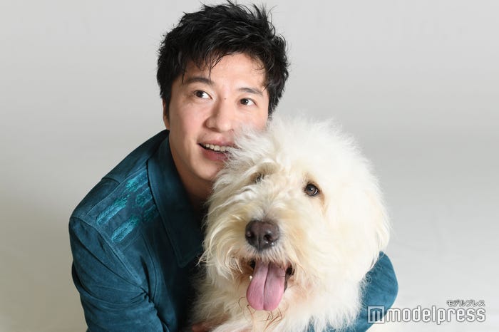 田中圭&ベック、撮影中は終始仲良し!(C)モデルプレス