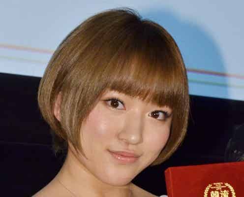 AKB48には刺激が強い? リアルなキスシーンに赤面