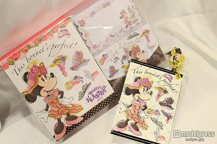ミニレターセット¥800、パスケース¥1800/ディズニーシー