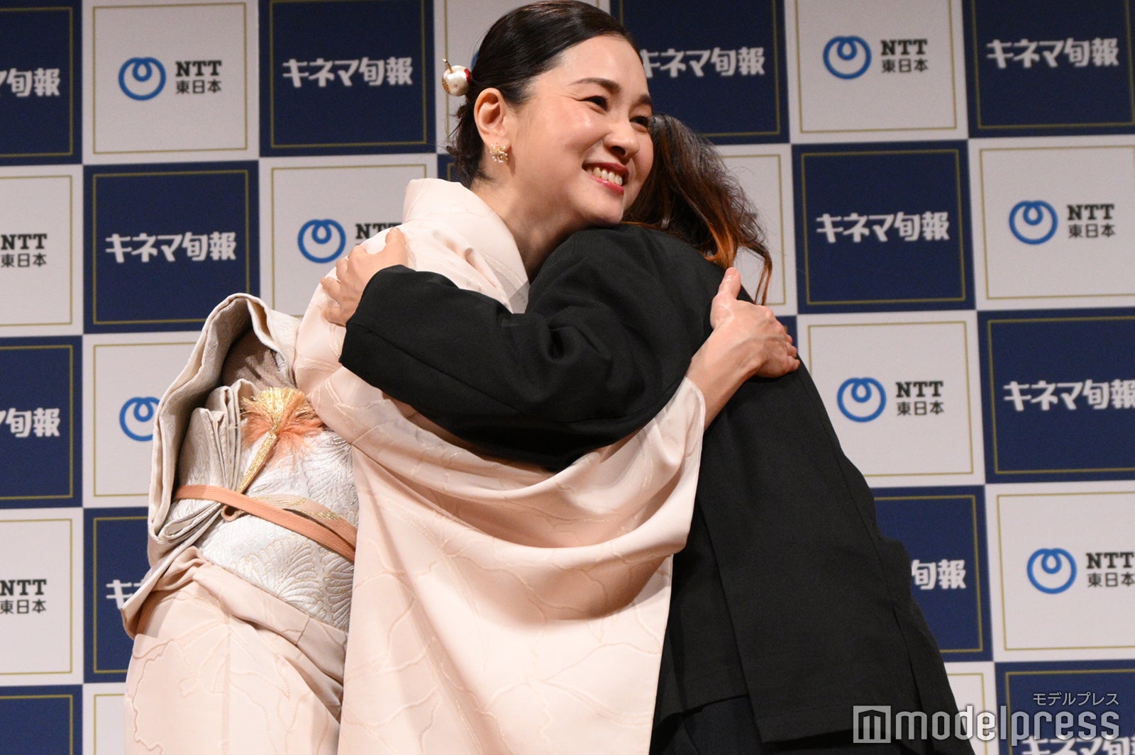 忍足亜希子（C）モデルプレス