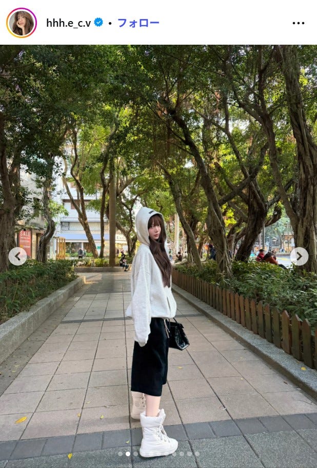 HONG EUNCHAE Instagramより