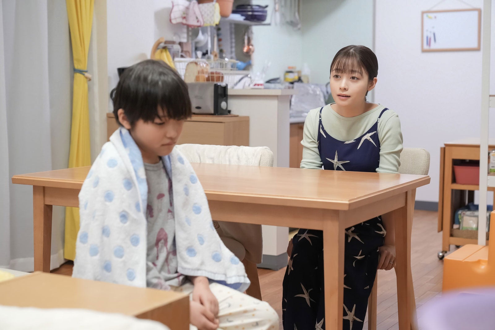 宮崎莉里沙、橋本環奈「おむすび」第108話（C）NHK