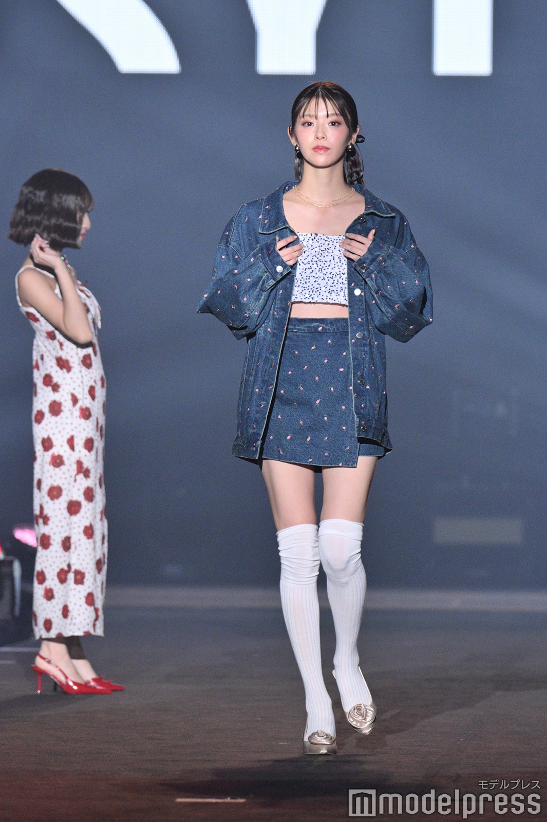 （C）モデルプレス