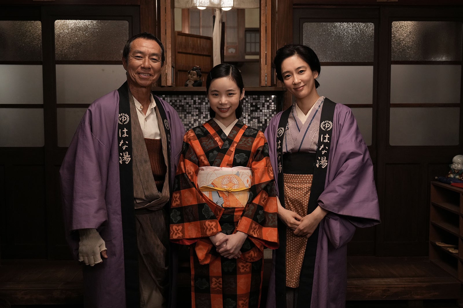 趣里ヒロインNHK朝ドラ「ブギウギ」クランクイン「ほっとする笑顔が自然と湧き出てくる」