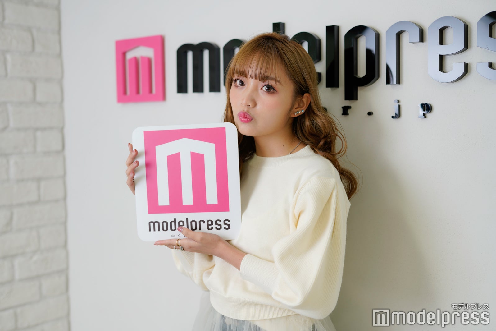 【終了】ねお、直筆サイン入りチェキプレゼント【2名様】