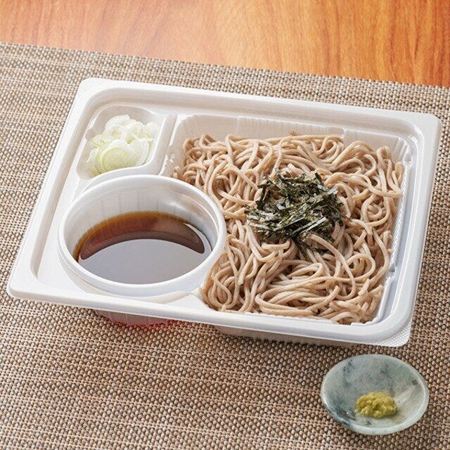 ファミリーマート　石臼挽きそば粉使用　ざるそば