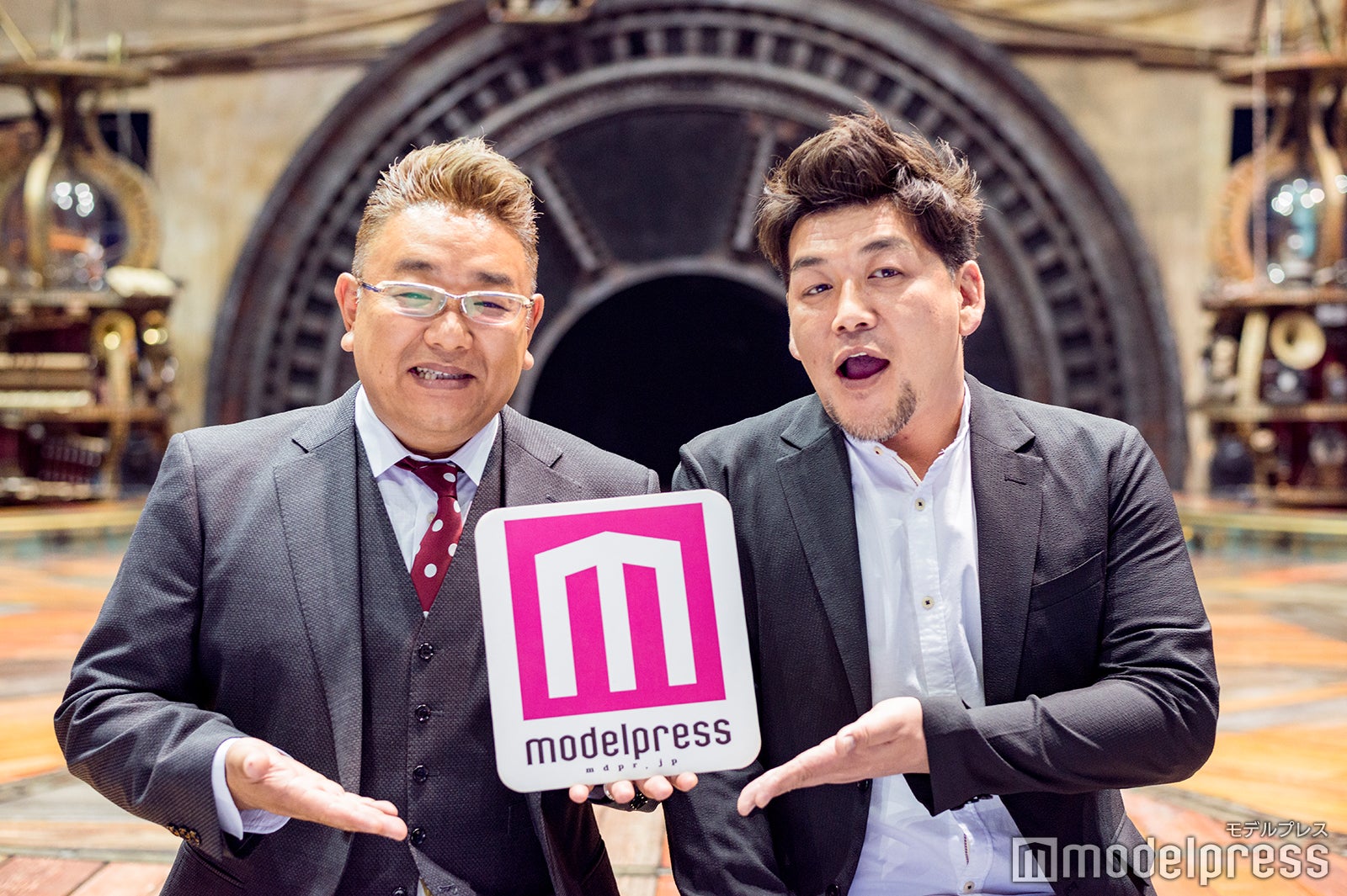 サンドウィッチマン 人間業とは思えない 驚きの体験語る インタビュー モデルプレス