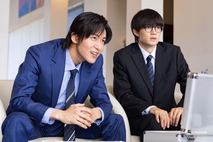 目黒蓮、佐野勇斗「トリリオンゲーム」第2話より(C)TBS/撮影:高橋裕子