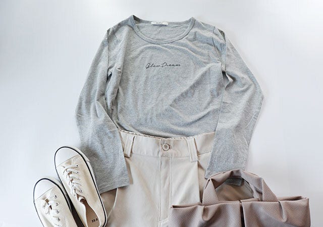 しまむら　セールスボトムス　コットンツイルタック　コーデ