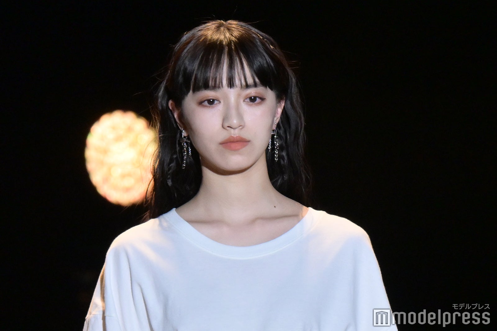 吉井紅 （C）モデルプレス