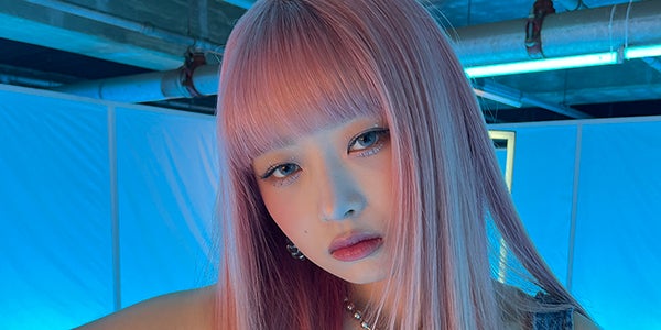 IVEレイ、ピンクヘアに大胆イメチェン 新曲MV公開で衝撃の声続々「圧巻