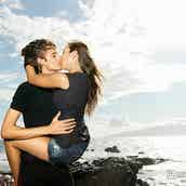 恥ずかしすぎるっ 初めてのキスで やっちゃった 失敗談3選 モデルプレス 恥ずかしすぎるっ 初めてのキスで やっちゃった 失敗談3選 モデルプレス