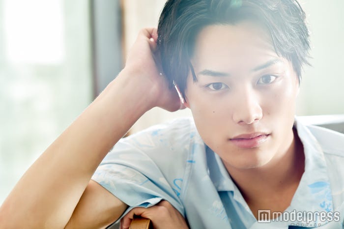 鈴木伸之(C)モデルプレス