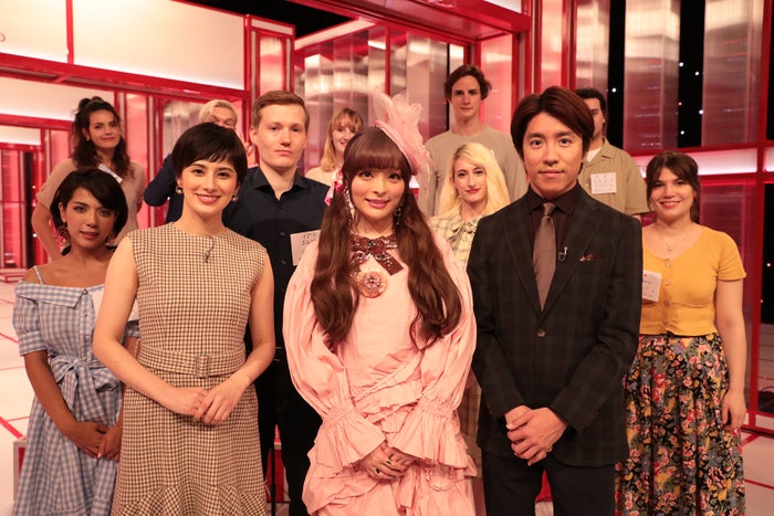 きゃりー テレビ初公開 コラボ にファン興奮 関ジャニ 村上信五が迫る モデルプレス きゃりー テレビ初公開 コラボ にファン興奮 関ジャニ 村上信五が迫る モデルプレス