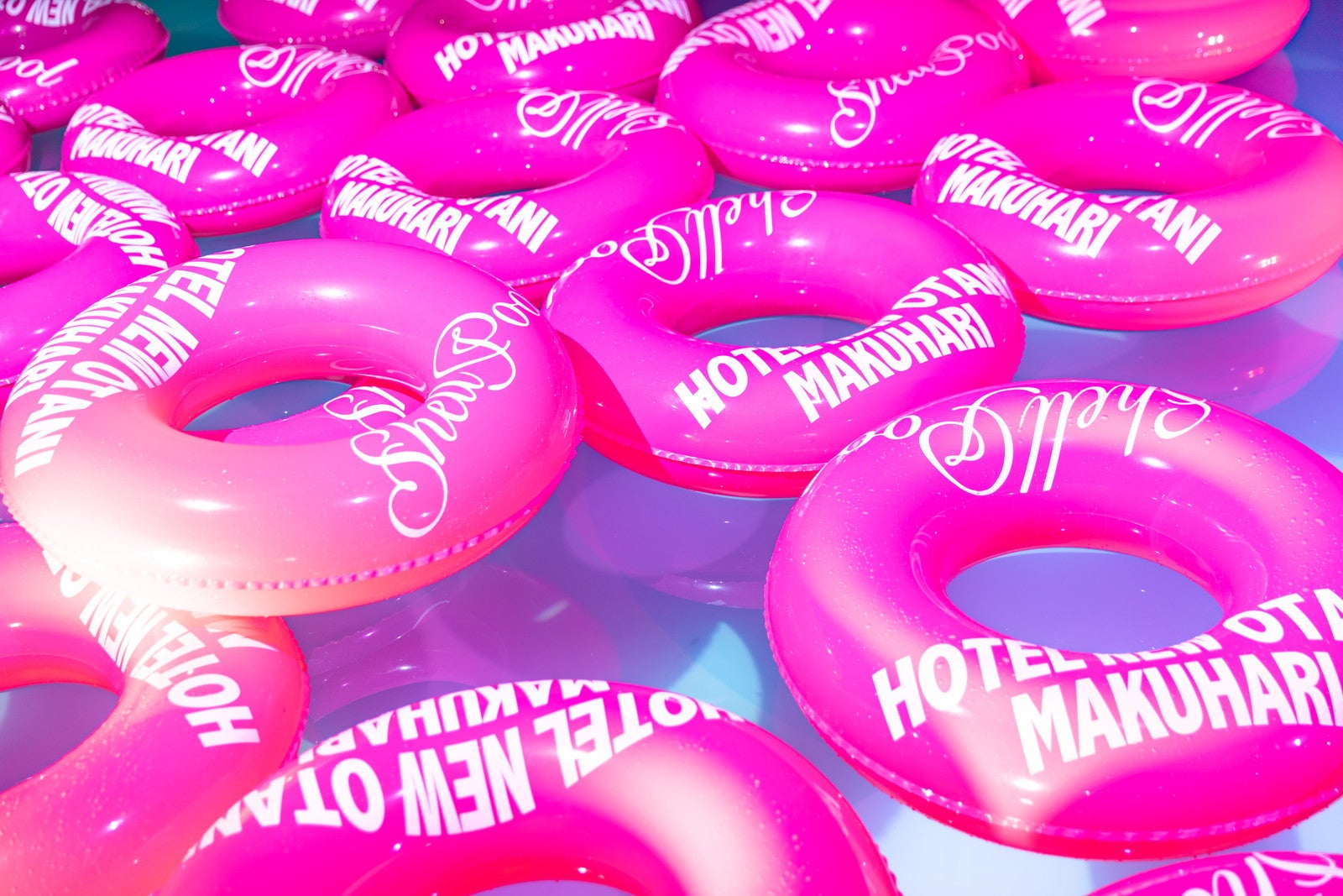 ナイトプール～Pink Moment～／提供画像