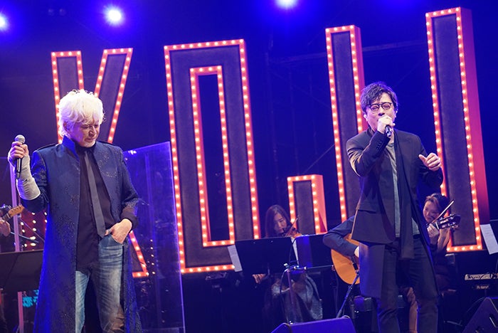 岡野昭仁 ポルノグラフィティ と玉置浩二 初コラボでそれぞれの楽曲 サウダージ 田園 を熱唱 モデルプレス