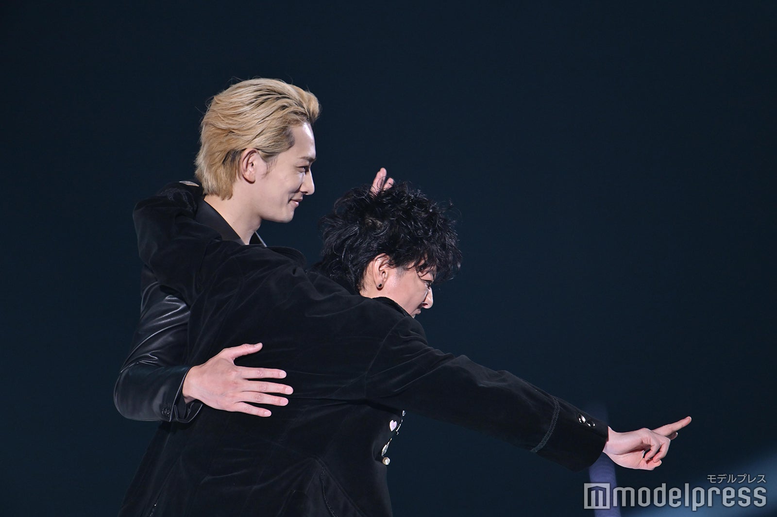 町田啓太、佐藤健（C）モデルプレス