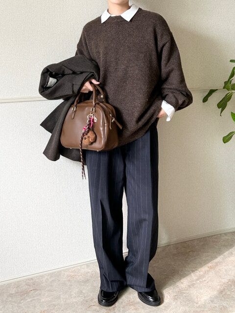 PLSTタイプライタークロップドシャツ PLSTタイプライタークロップドシャツのニットレイヤードコーデ