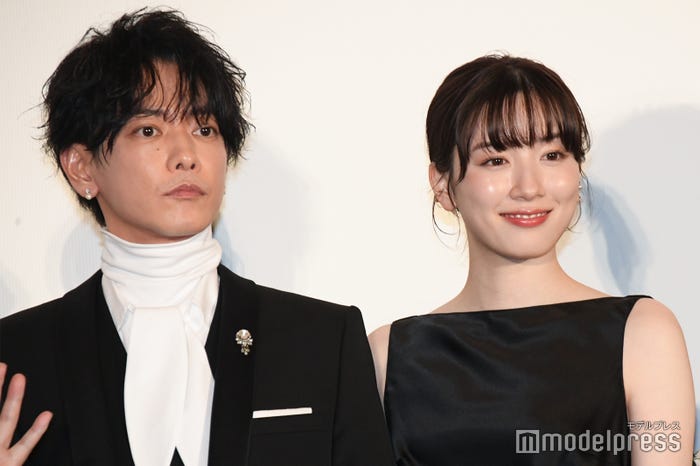佐藤健、永野芽郁(C)モデルプレス