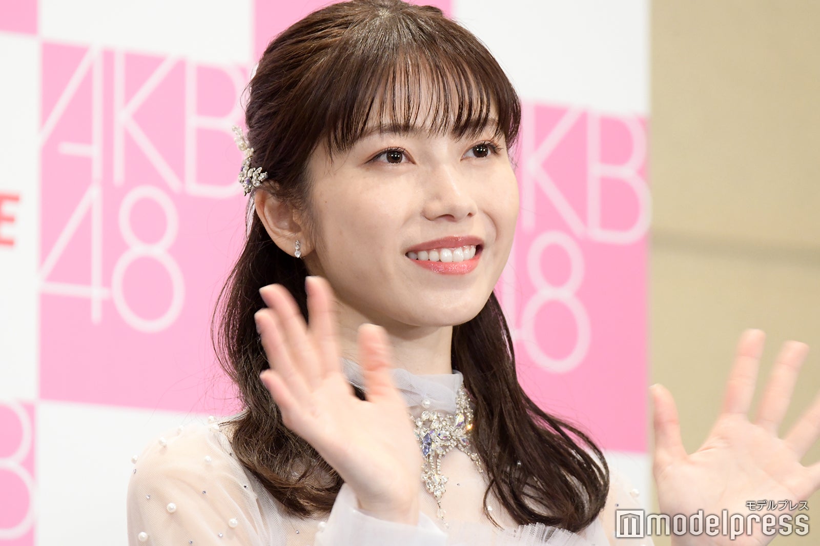 横山由依（C）モデルプレス