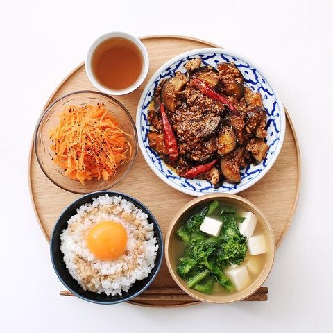 初心者向け 今日の夜ご飯は何にする 簡単 美味しいレシピ15選をご紹介 モデルプレス 初心者向け 今日の夜ご飯は何にする 簡単 美味しいレシピ15選をご紹介 モデルプレス