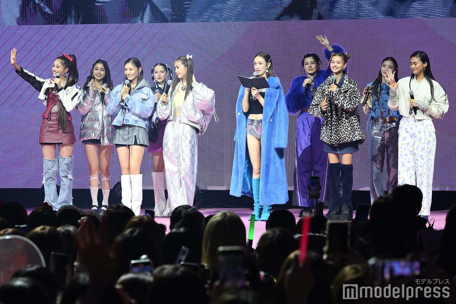 藤田ニコル、藤井サチら（C）モデルプレス