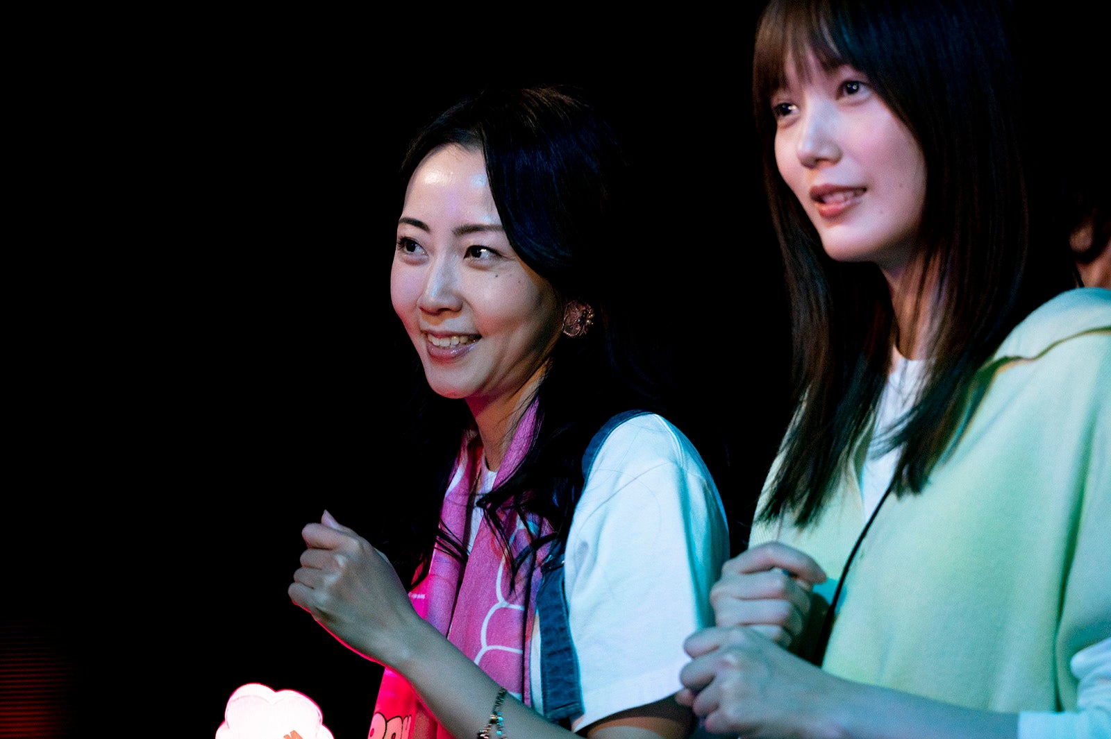 木南晴夏、本田翼 「君の花になる」第3話より（C）TBS