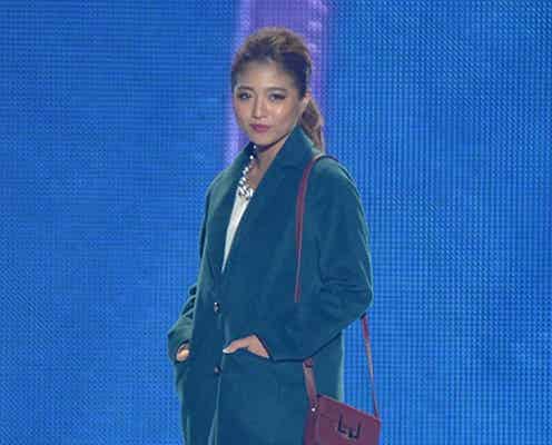 今井華、赤リップでクールに魅せる最旬トレンド 「東京ランウェイ2014A/W」