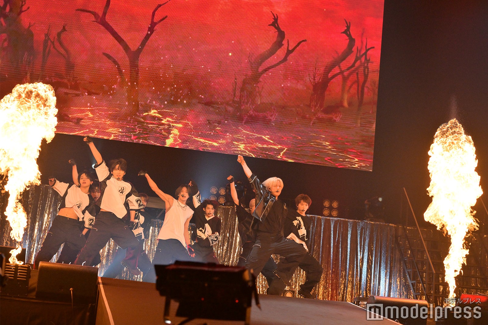 「BEAT AX」&TEAM（C）モデルプレス