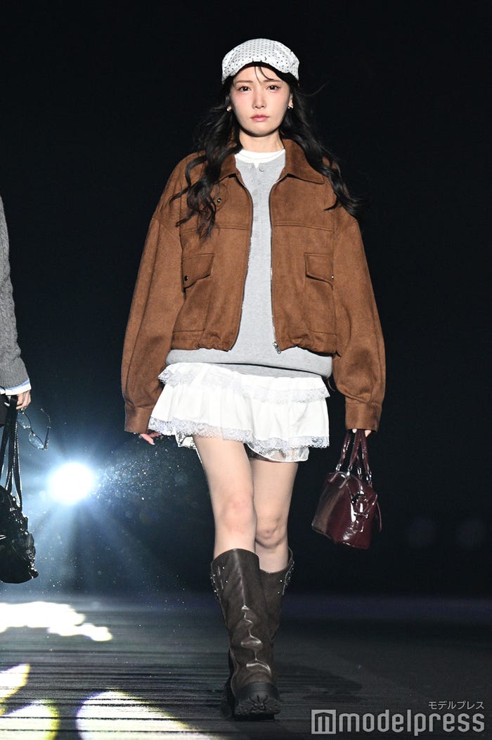 鈴木瞳美(C)モデルプレス