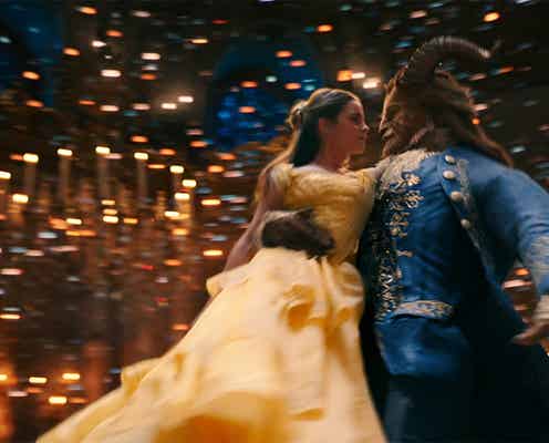 ディズニー実写版「美女と野獣」アリアナ・グランデ×ジョン・レジェンドの歌声に乗せて…“ベル”エマ・ワトソンが踊る