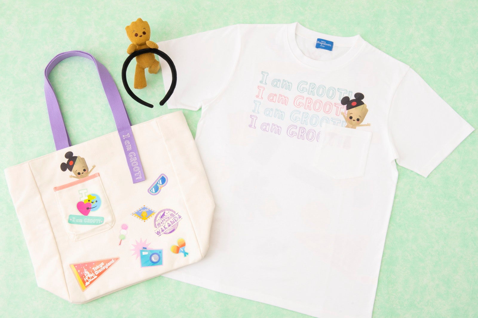 トートバッグ4,900円、カチューシャ2,400円、Tシャツ（Mサイズ、Lサイズ）各3,200円（C）Disney （C）2024 MARVEL