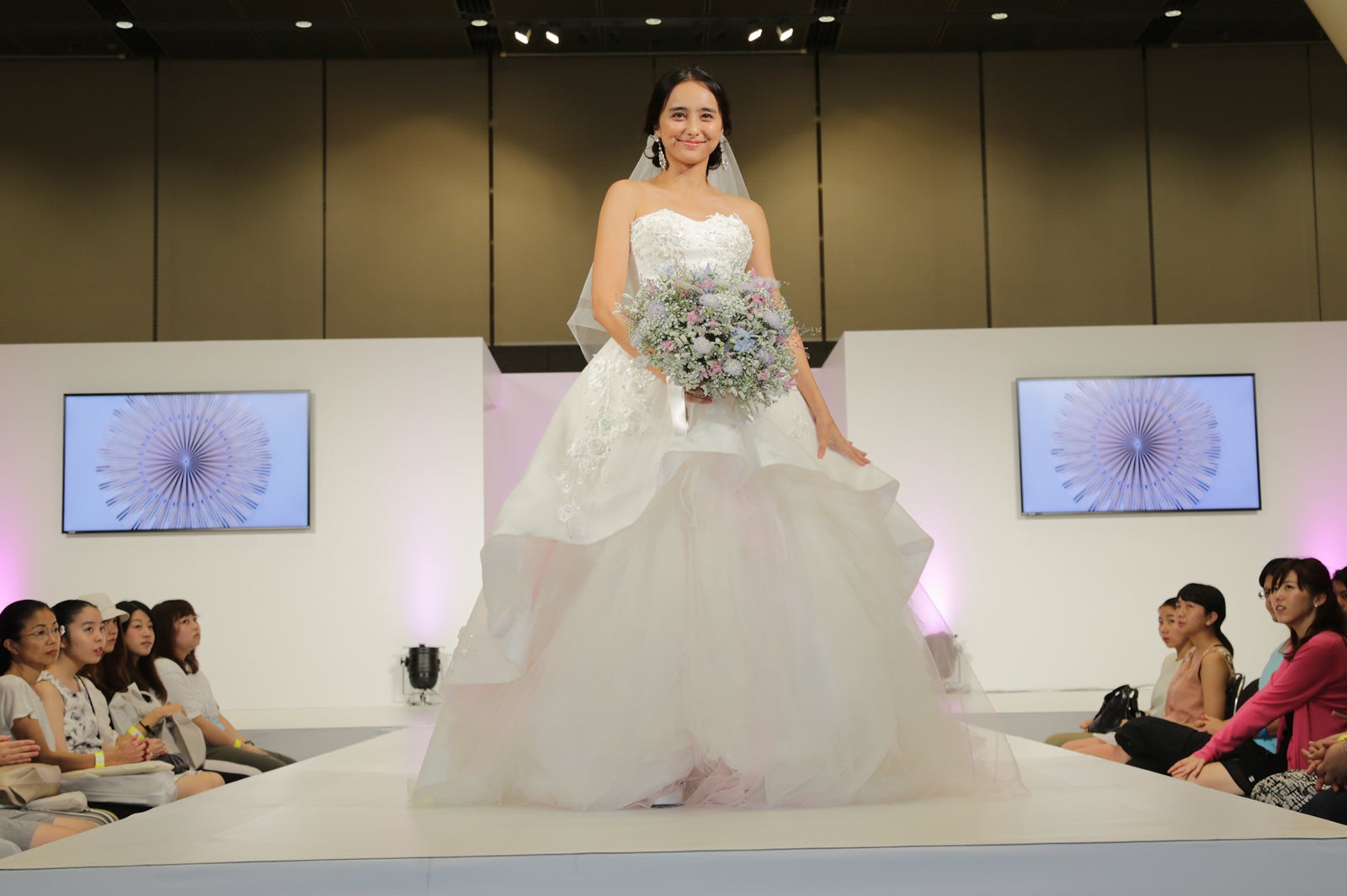 石田ニコル（提供写真）