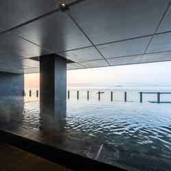 「熱海パールスターホテル」客室温泉付の87室&水平線を眺めるインフィニティバス完備