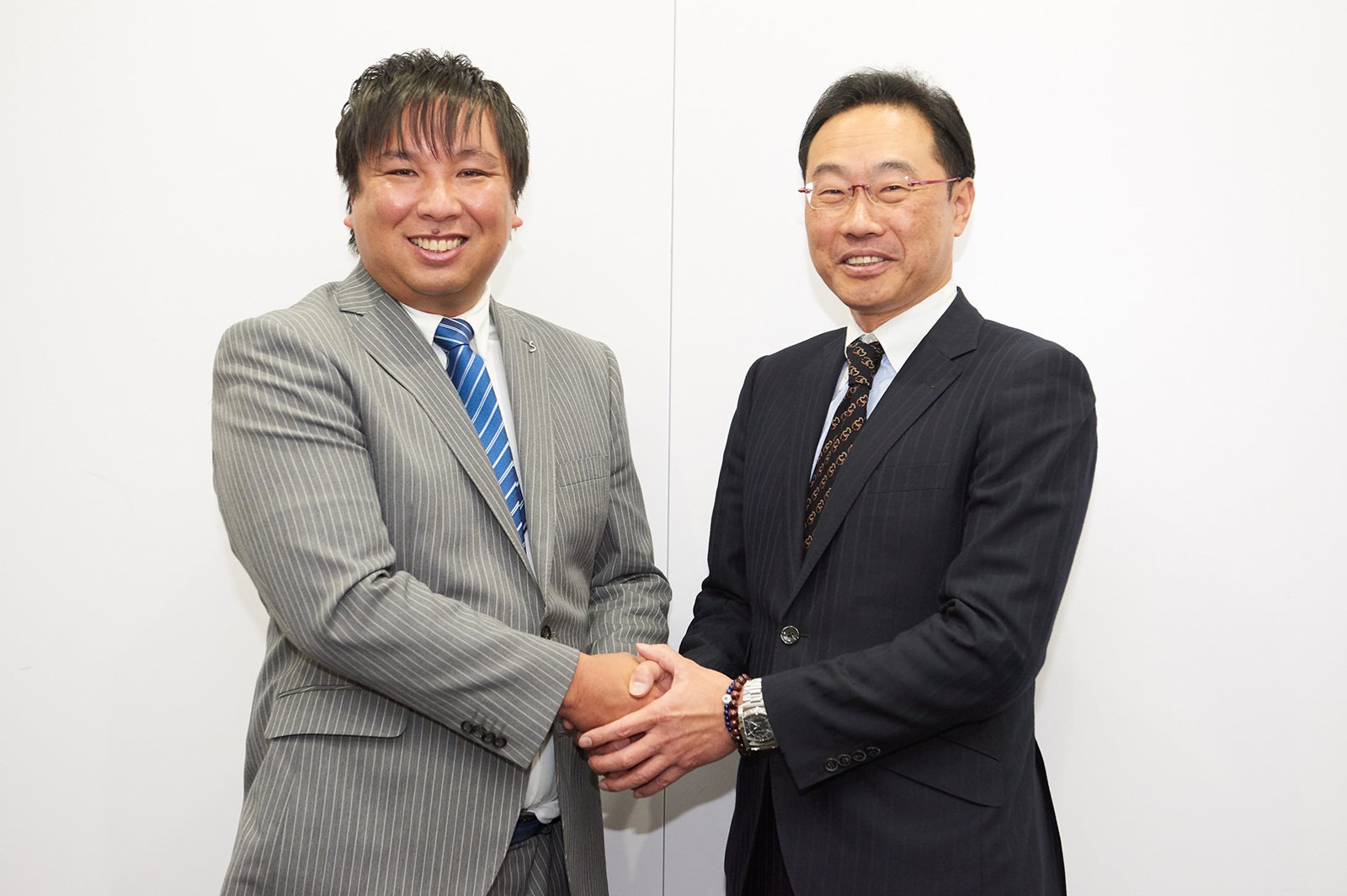里崎智也、臼井朋貴氏（提供写真）