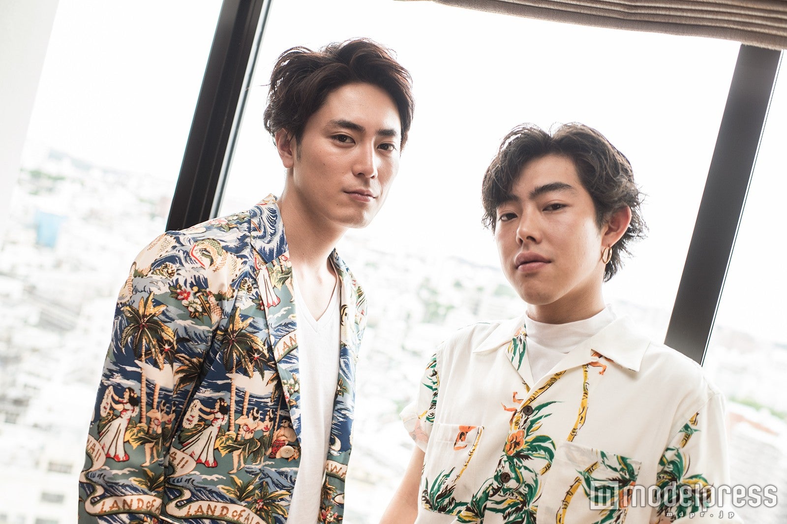 「1人でいたい」と「みんなでいたい」の攻防が始まる… （C）モデルプレス