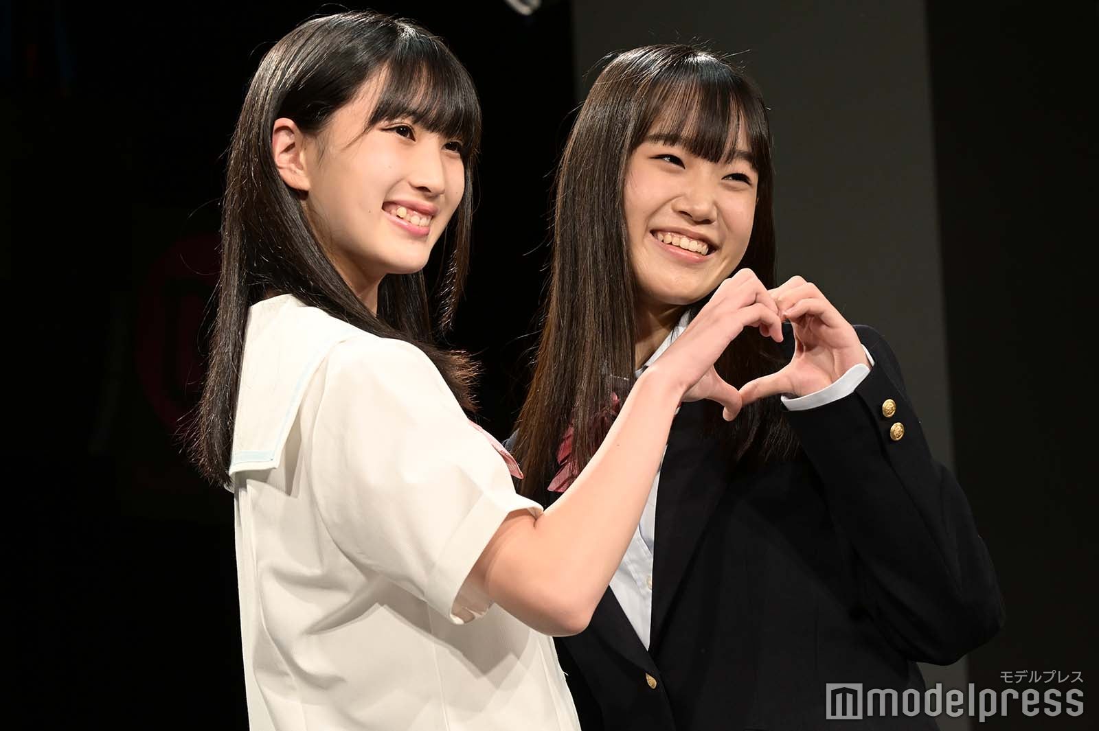 神崎莉那、岩脇瑠菜 （C）モデルプレス