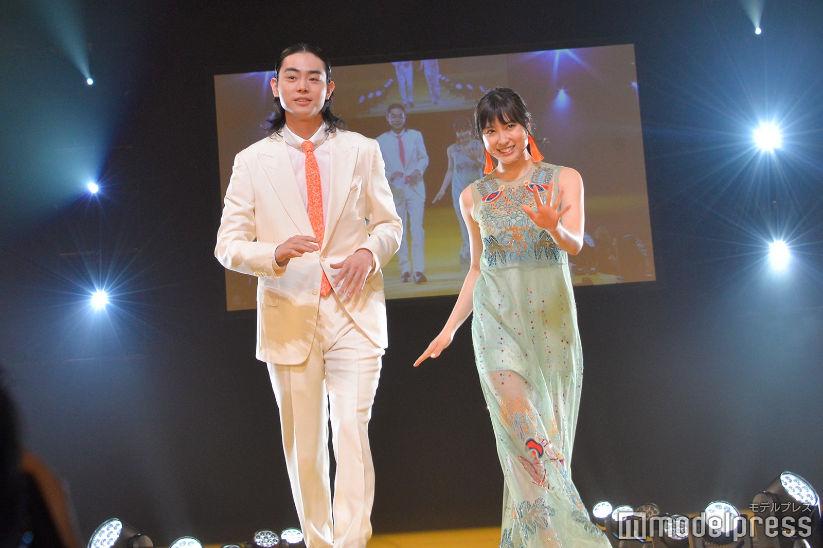 菅田将暉、土屋太鳳（C）モデルプレス