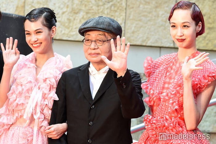 水原希子&水原佑果(C)モデルプレス