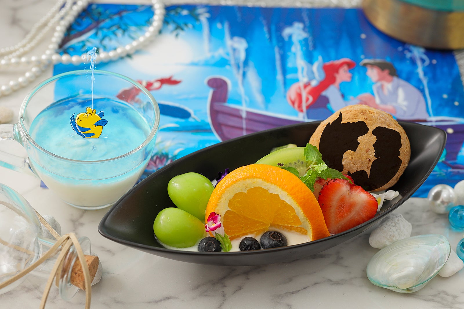 ＜Kiss the girll＞ロマンティックなフルーツボウル　2,190円（C）Disney