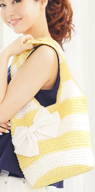 BIGリボン付き軽量ボーダー柄ストローバッグ「神戸レタス」1990円（税込）