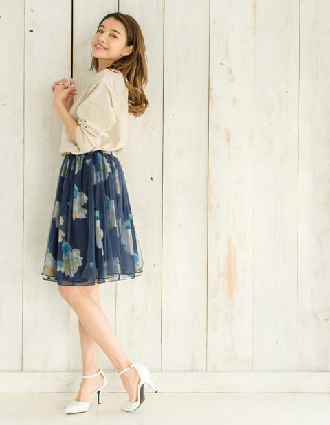 花柄チュールスカート「Re:EDIT by GALSTAR」3,198円(税込)/画像提供:Re:EDIT by GALSTAR