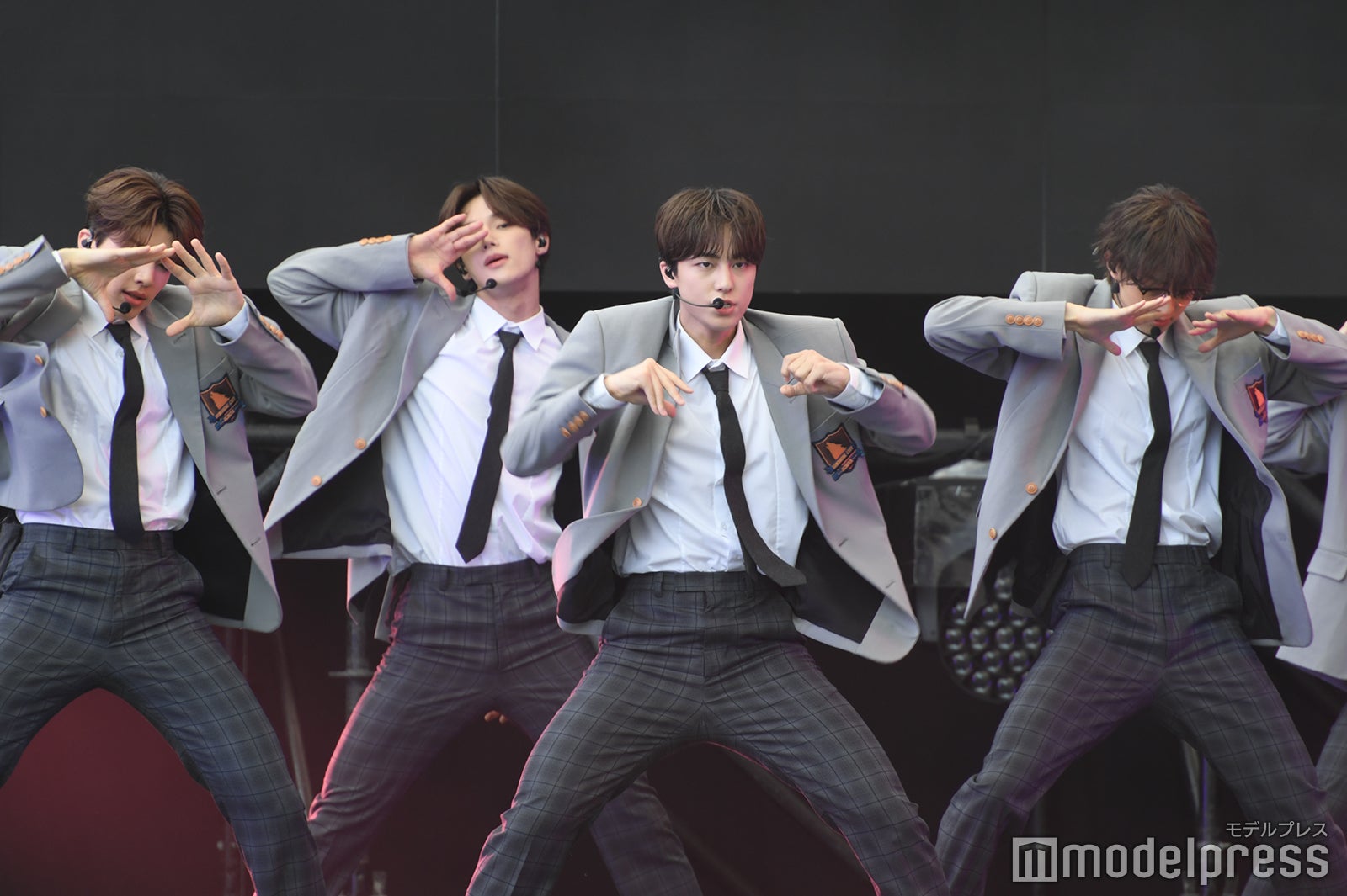 &TEAM（C）モデルプレス