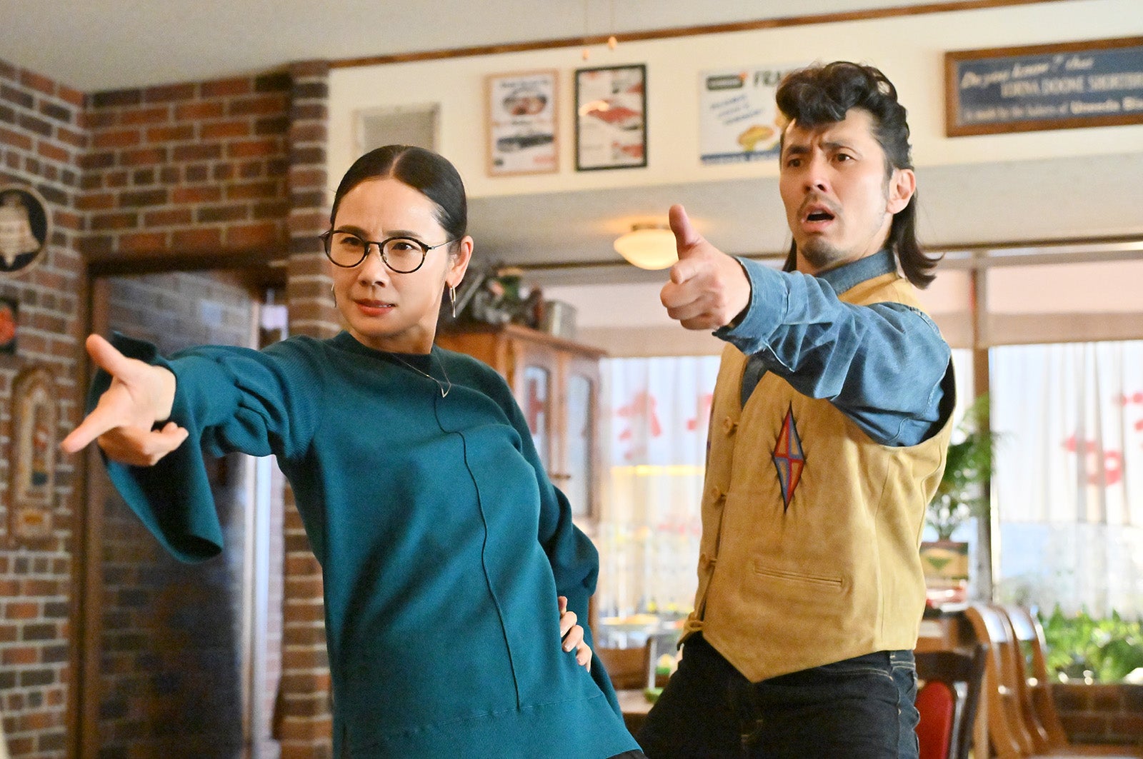 吉田羊、袴田吉彦「不適切にもほどがある！」第7話より（C）TBS