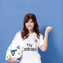 レアル・マドリードのユニフォーム姿の岩崎名美